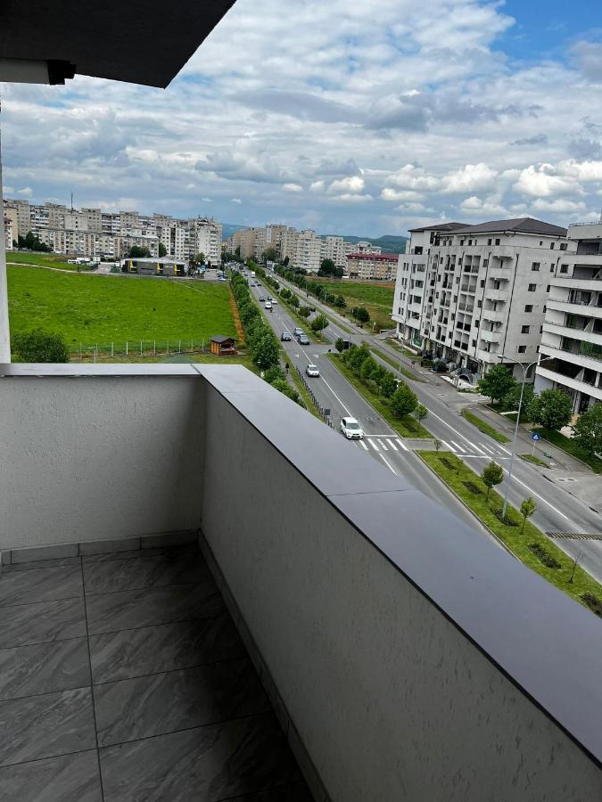 Appartement Apartament Dem Radulescu à Râmnicu Vâlcea Extérieur photo